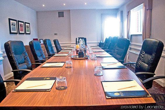 Bolney Hickstead Hotel מתקנים תמונה